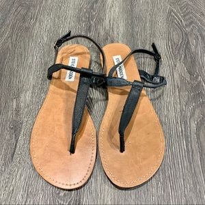 Steve Madden P-Debbi Black Leather Thong Sandal 8